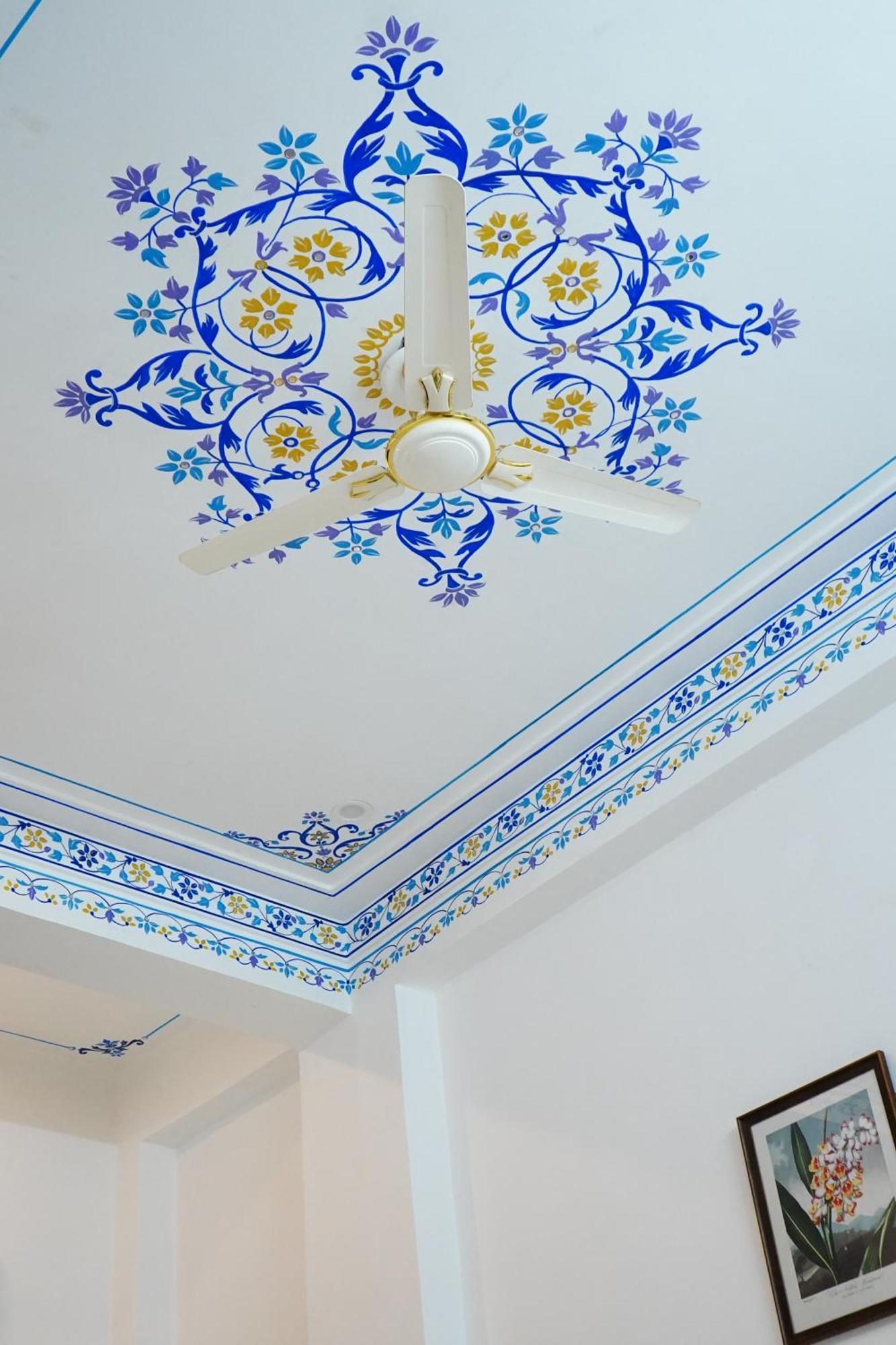 Rising Shemesh Home Stay Udaipur Eksteriør billede