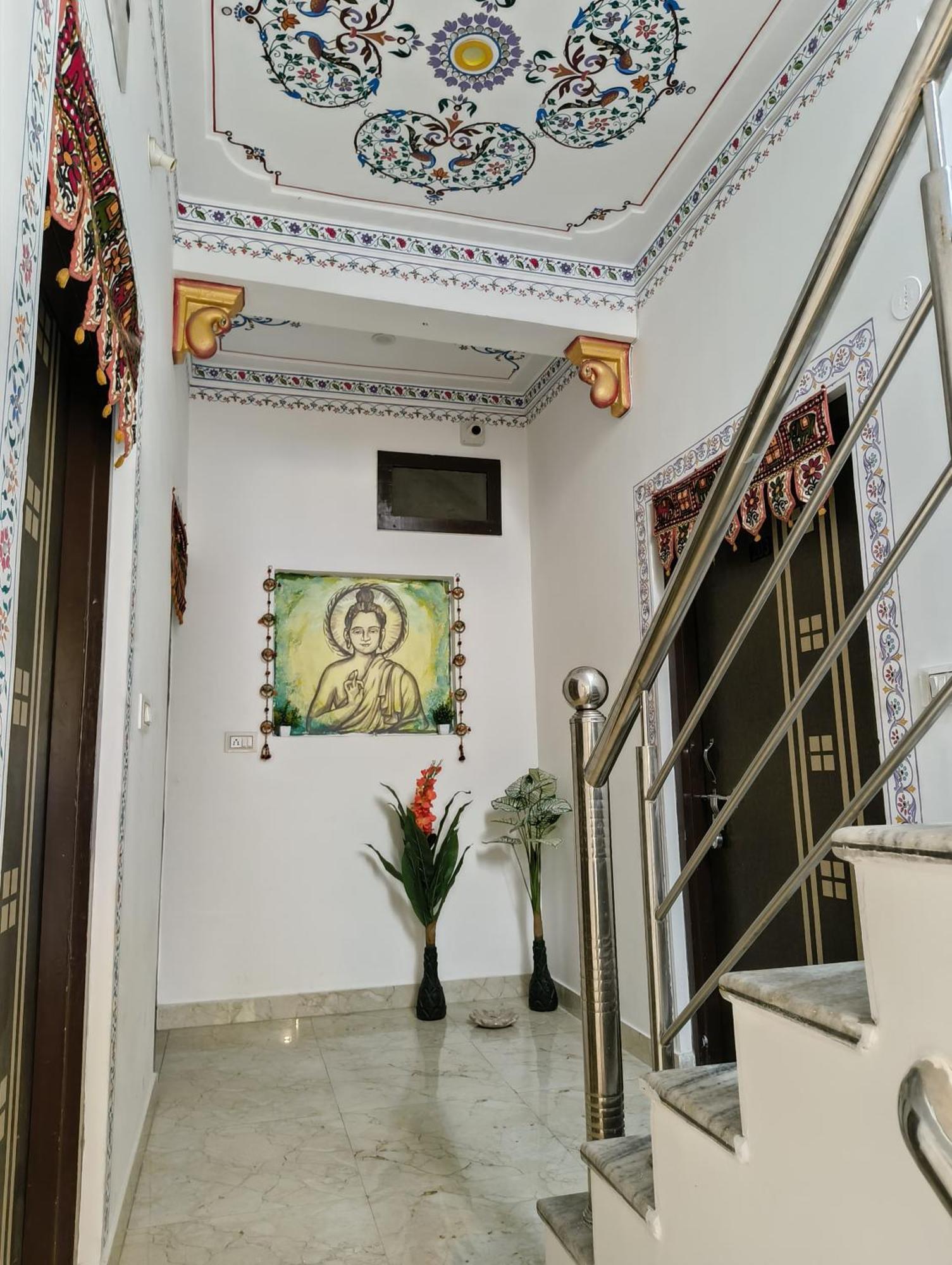Rising Shemesh Home Stay Udaipur Eksteriør billede